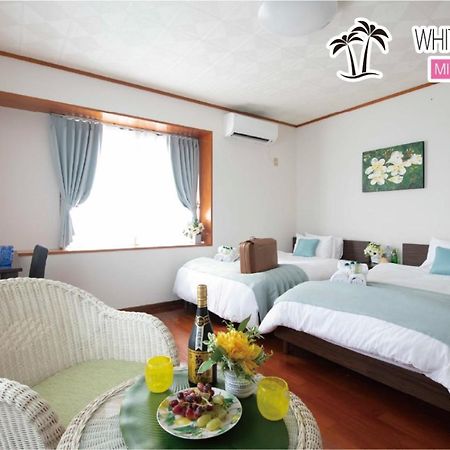 Miyakojima White House Villa Eksteriør bilde